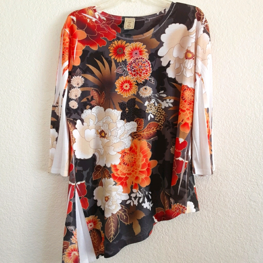 Ladies knit top